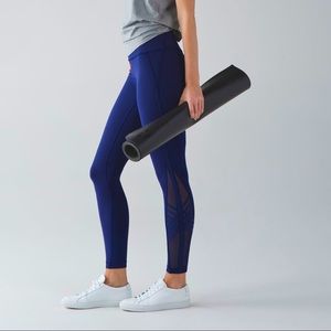 Lululemon Minimalist Tight (Full-On Luxtreme)